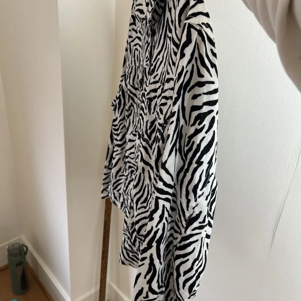 Anthropologie Lucy & Laurel 100% Linen Light Jacket Plus Size 3X‎ Trucker Zebra